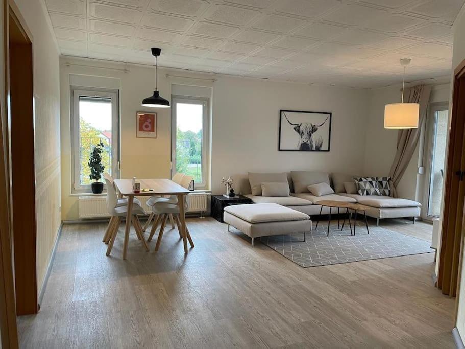 Traumhafte Wohnung Im Gruenen Elsterwerda Exterior foto